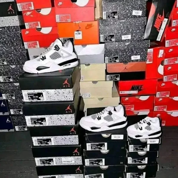 Branded Shoes Pallets
